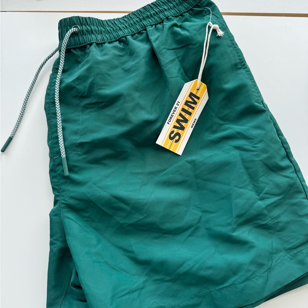 Men’s swim shorts/trunks